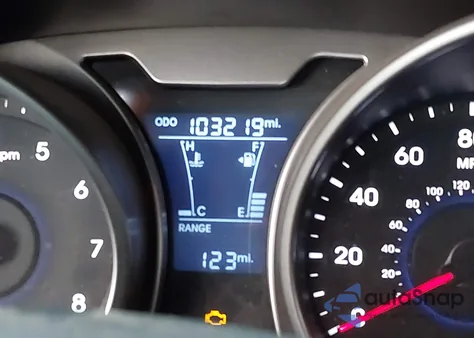 2014 Hyundai Veloster Base W/Black z USA, uszkodzony, nr VIN KMHTC6AD9EU191521